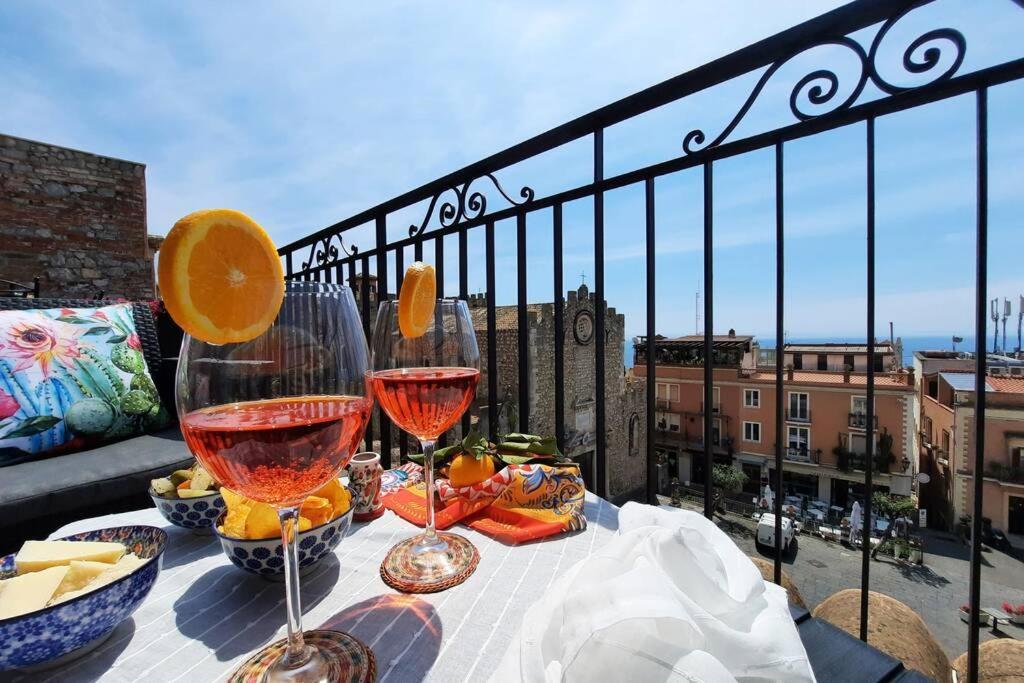 Casa Carla Al Duomo Appartement Taormina Buitenkant foto
