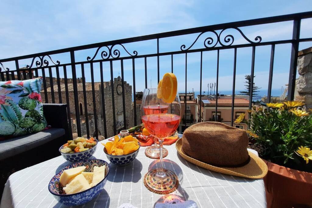 Casa Carla Al Duomo Appartement Taormina Buitenkant foto