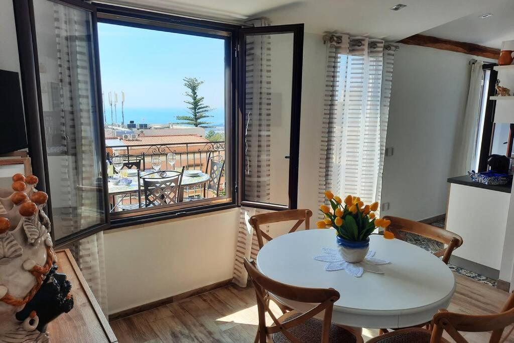 Casa Carla Al Duomo Appartement Taormina Buitenkant foto
